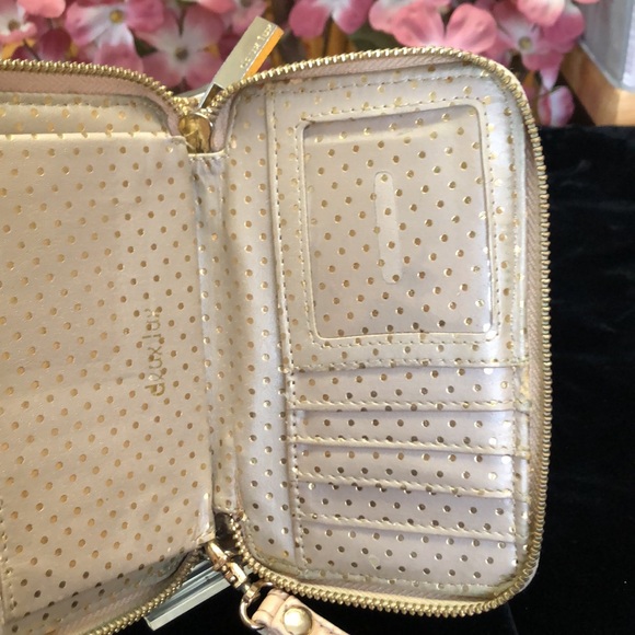 “deux lux” Gold Shimmery Sparkle Wallet with 3 Wide Pockets & 6 Cardholder Slots - Picture 4 of 10